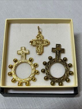 Rosary Rings & Gold-toned 5-way cross pendant Heart of Jesus & Miraculous Medal